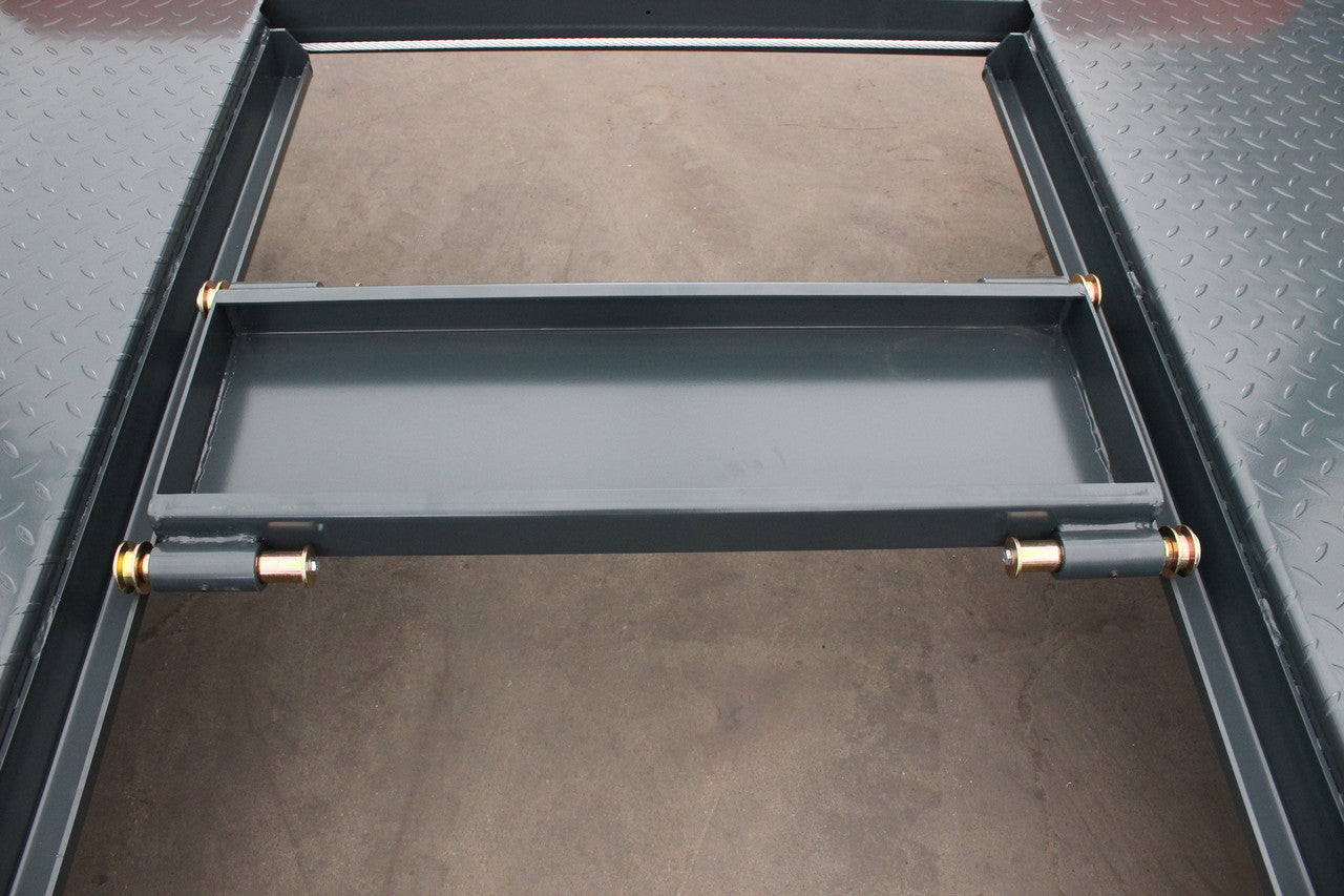Stratus SAE-P49C Compact Enclosed 4 Post 9,000 LBS Capacity Manual Release Storage Parking Car Lift With Casters